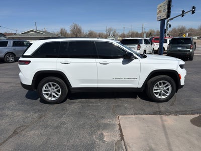 2023 Jeep Grand Cherokee Laredo