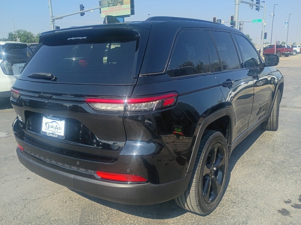 2023 Jeep Grand Cherokee Altitude