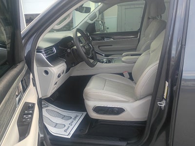 2023 Jeep Wagoneer Series II