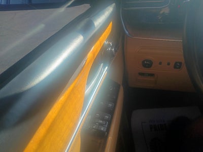 2022 Jeep Grand Wagoneer Series III