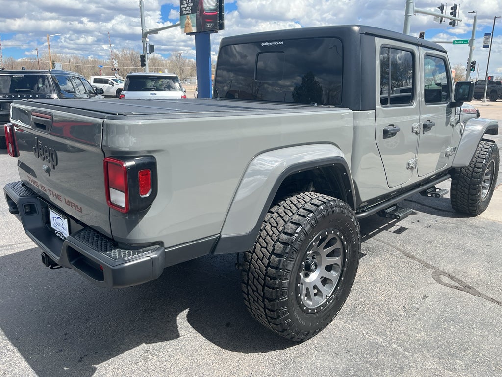 2022 Jeep Gladiator Sport