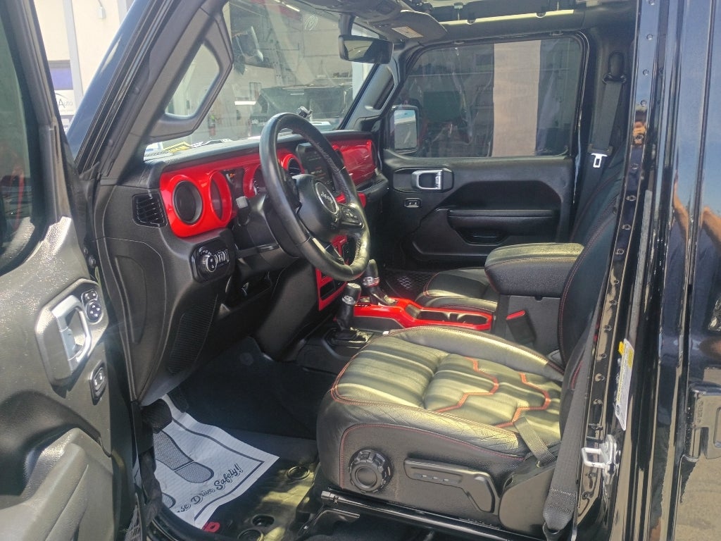 2022 Jeep Gladiator BLACK WIDOW