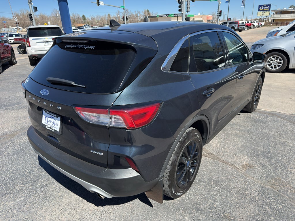 2022 Ford Escape SE