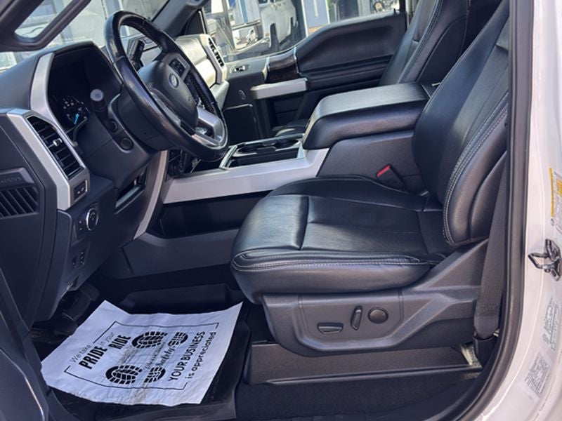 2022 Ford F-350 LARIAT