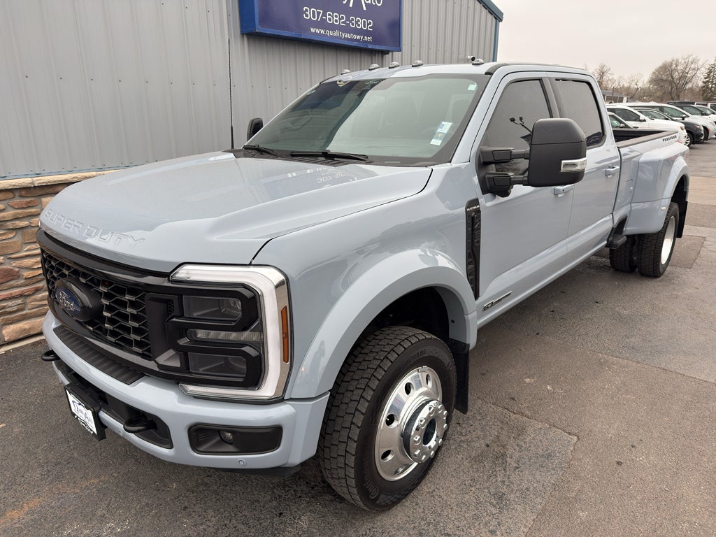 2025 Ford F-450 Platinum