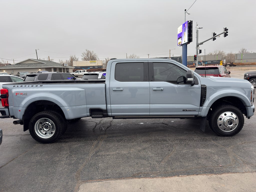 2025 Ford F-450 Platinum