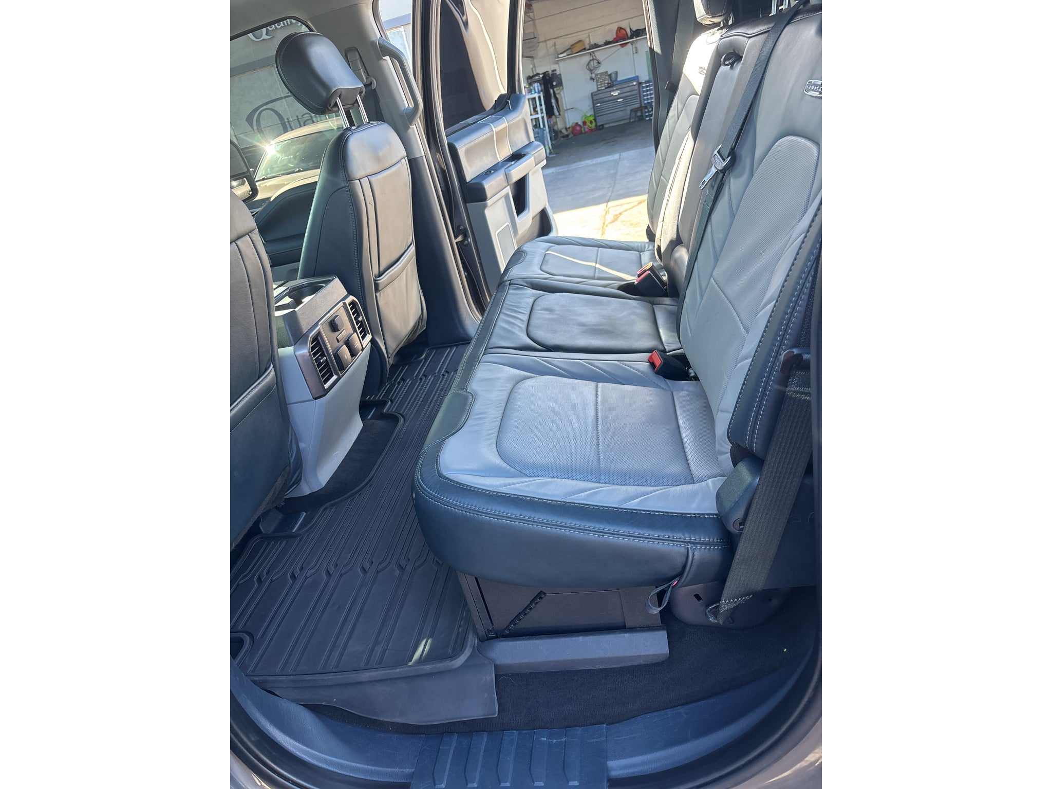 2022 Ford F-450 Limited