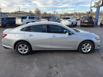 2022 Chevrolet Malibu LS