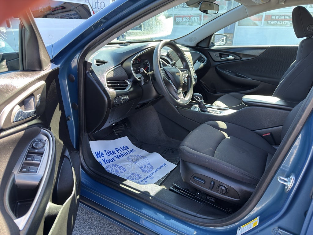 2024 Chevrolet Malibu LT (1LT)
