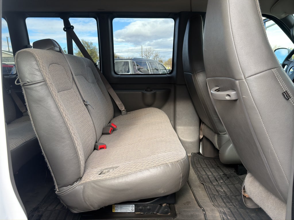 2018 Chevrolet Express LT