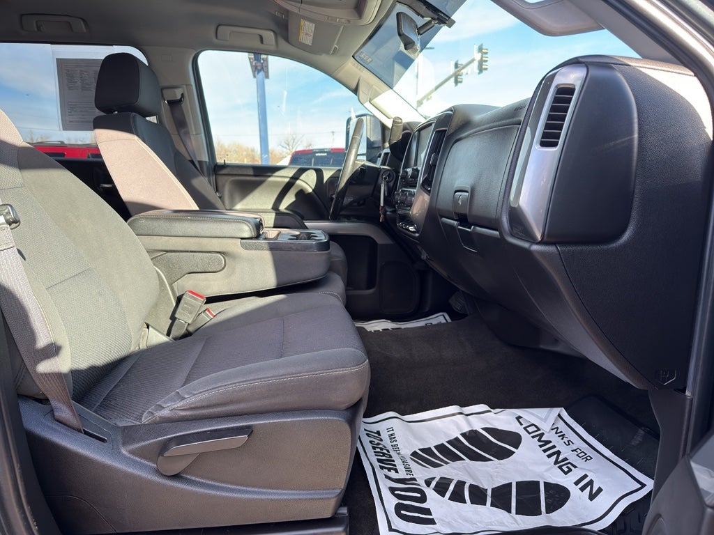 2017 Chevrolet Silverado LT