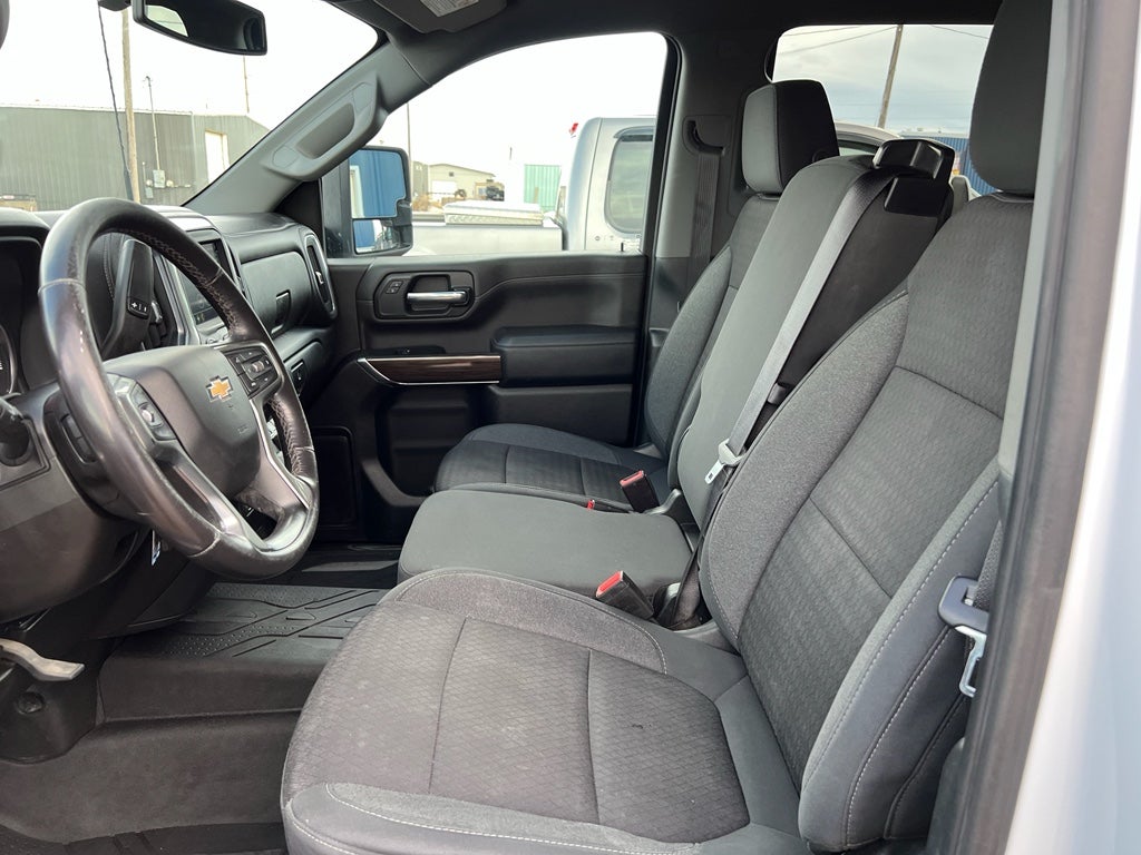 2022 Chevrolet Silverado LT