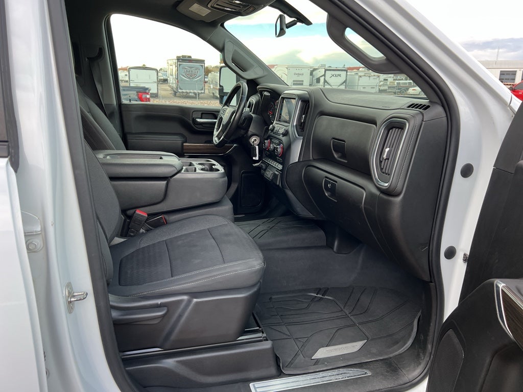 2022 Chevrolet Silverado LT