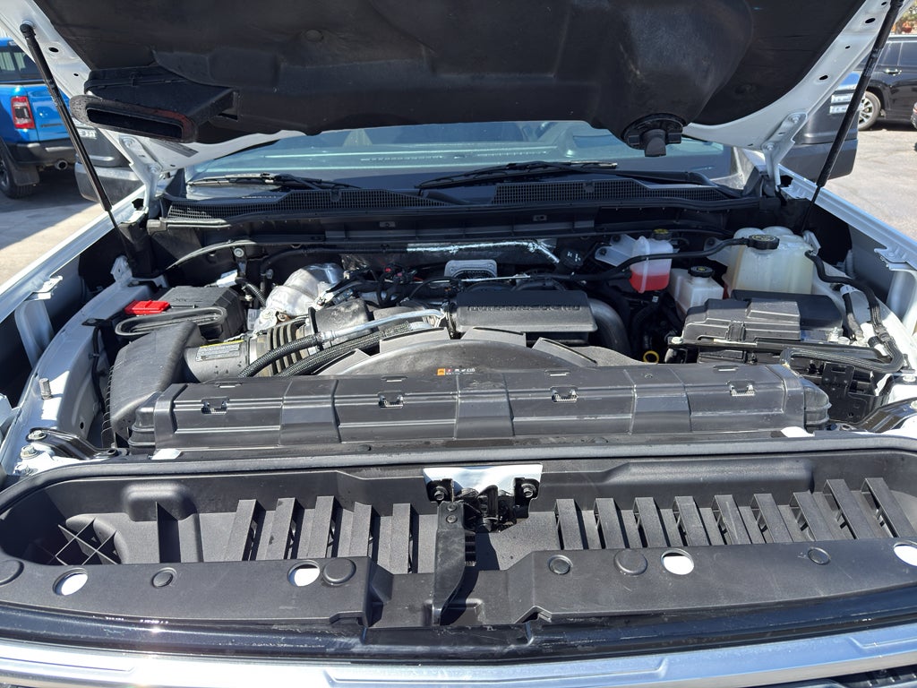 2024 Chevrolet Silverado High Country