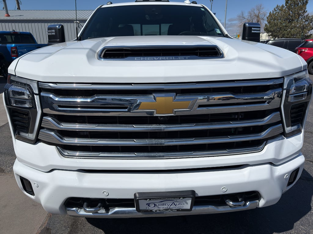 2024 Chevrolet Silverado High Country