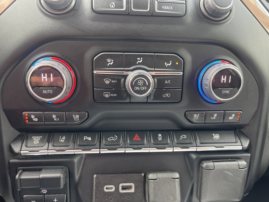 2022 Chevrolet Silverado High Country