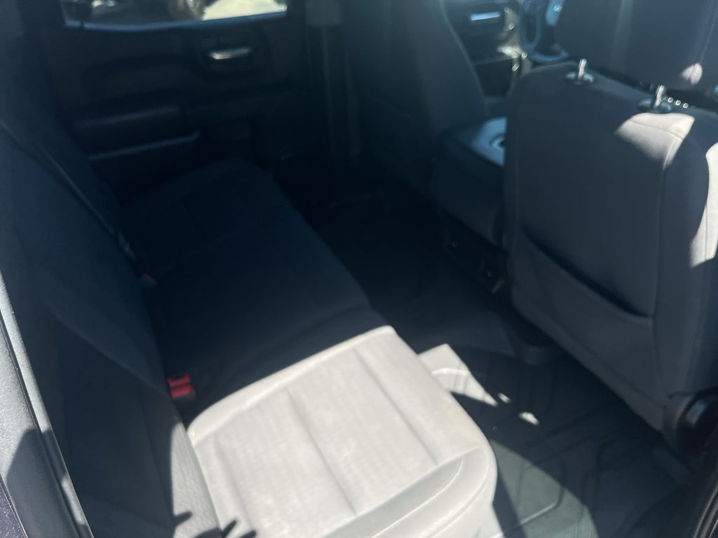 2022 Chevrolet Silverado Custom