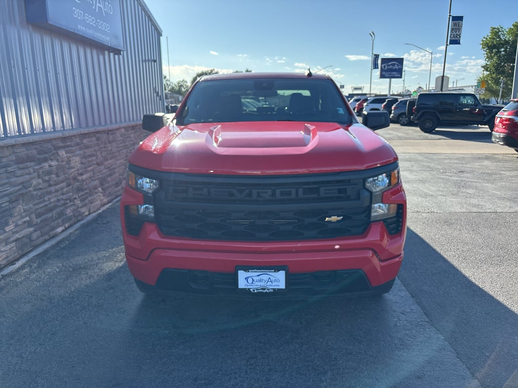 2024 Chevrolet Silverado Custom
