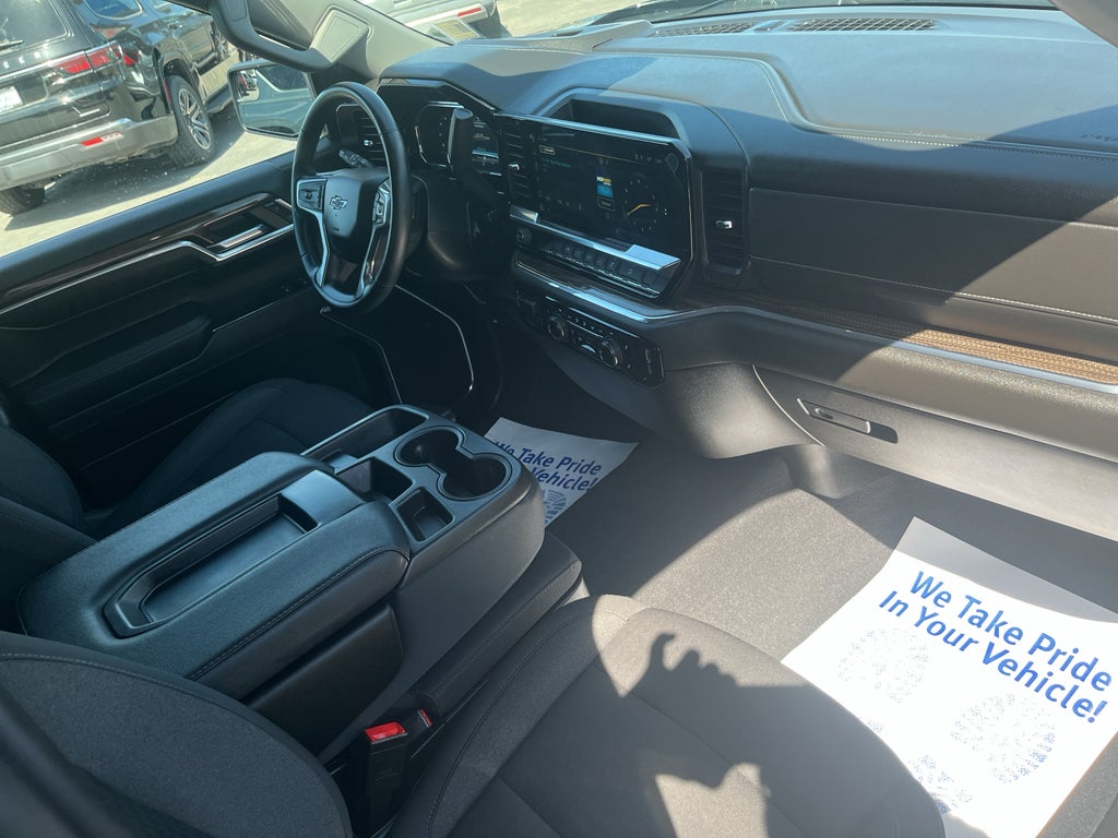 2023 Chevrolet Silverado RST