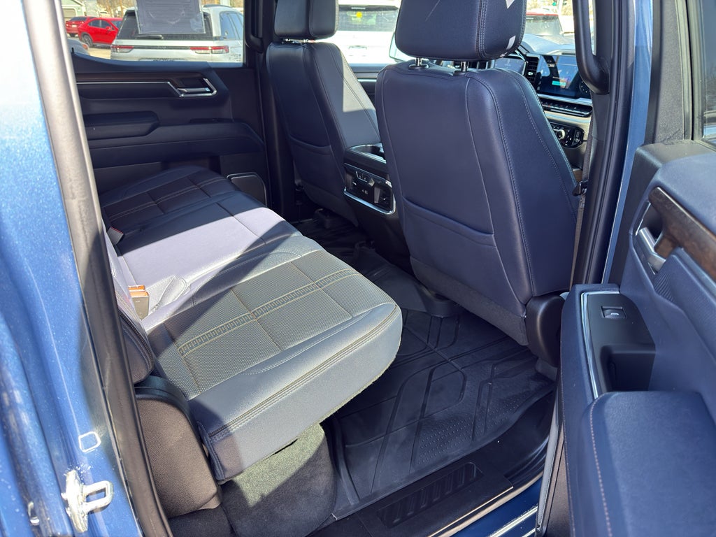 2024 Chevrolet Silverado High Country