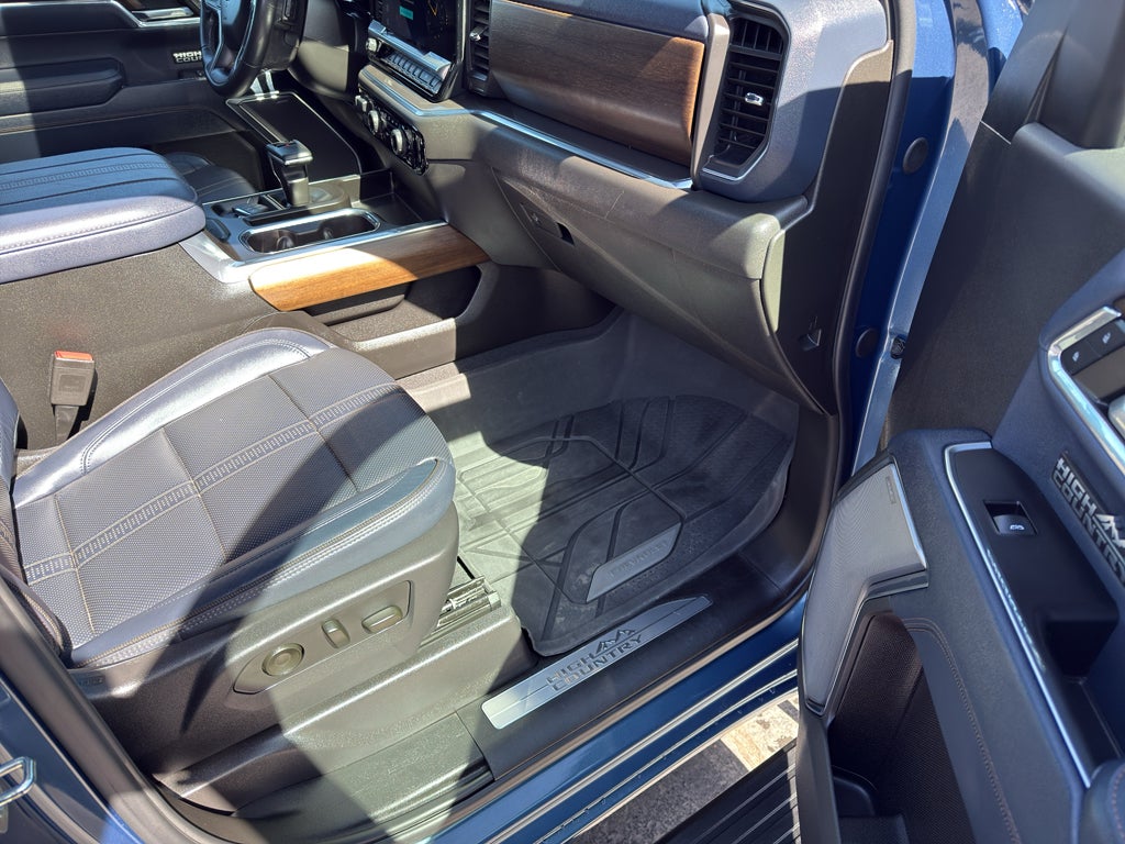 2024 Chevrolet Silverado High Country