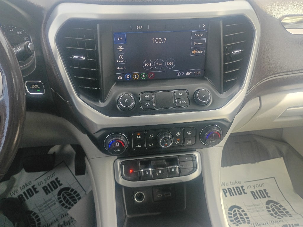 2021 GMC Acadia SLT