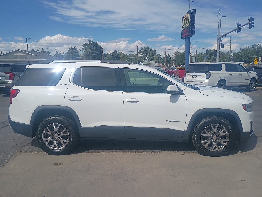 2021 GMC Acadia SLT