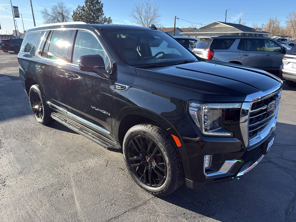 2022 GMC Yukon SLT