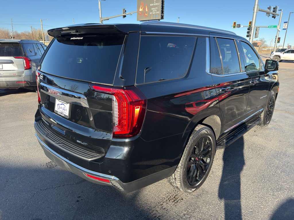 2022 GMC Yukon SLT