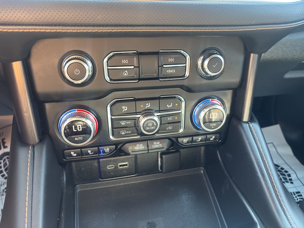 2021 GMC Yukon XL AT4