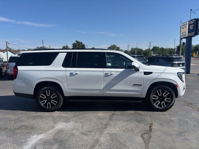 2021 GMC Yukon XL AT4