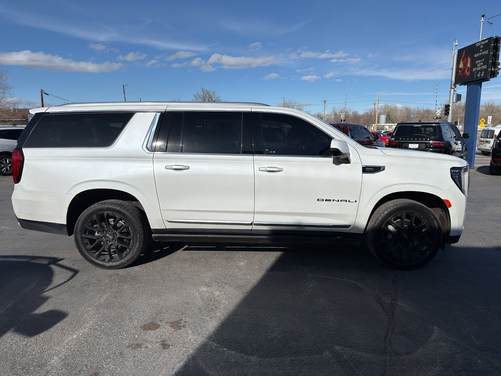 2022 GMC Yukon XL Denali