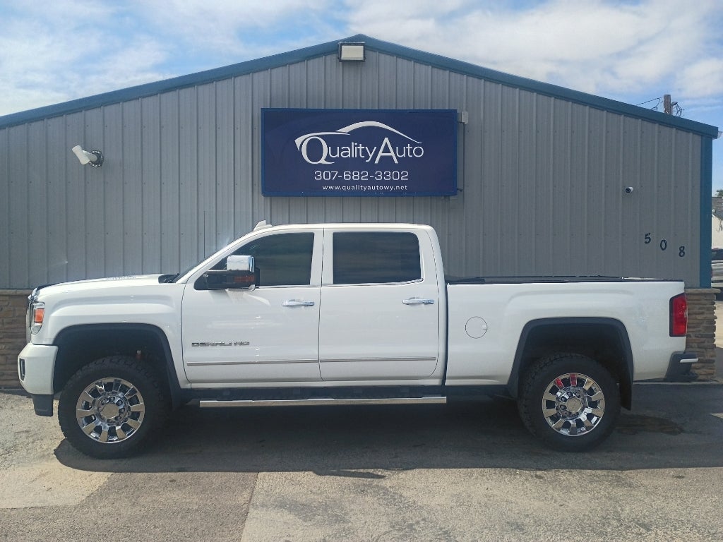 2015 GMC Sierra Denali