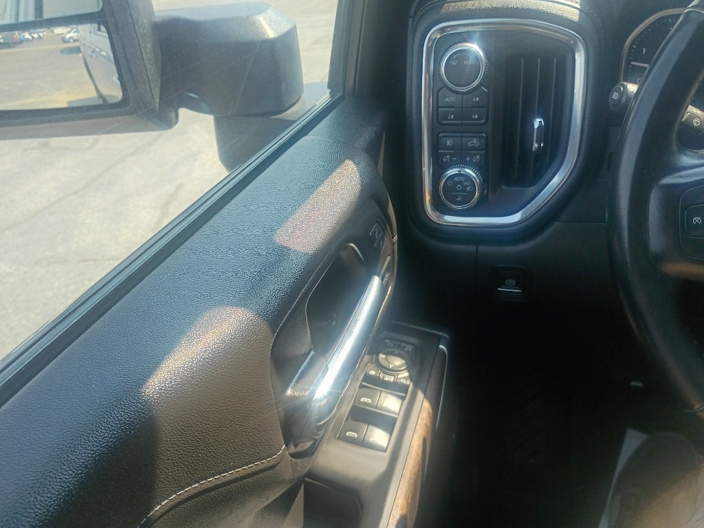 2023 GMC Sierra Denali