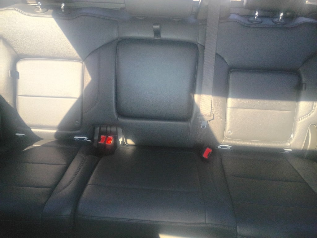2025 GMC Sierra SLT