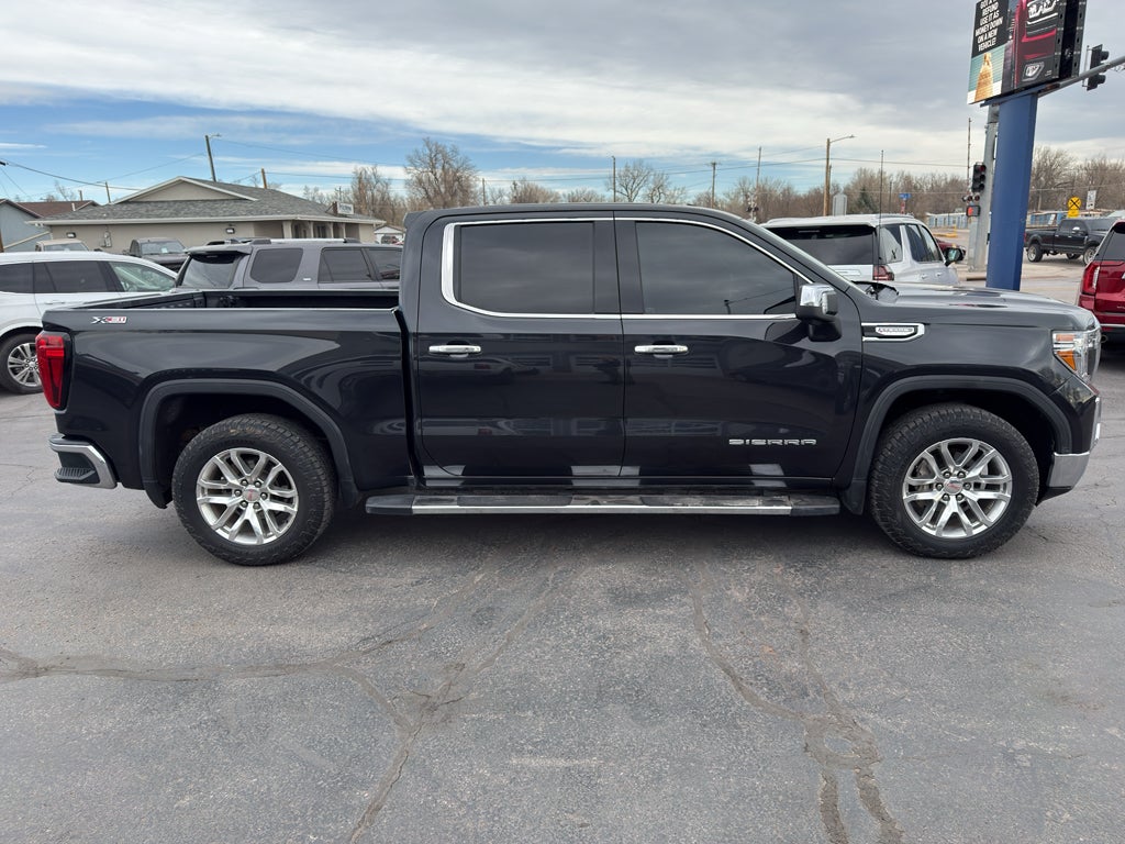 2020 GMC Sierra SLT