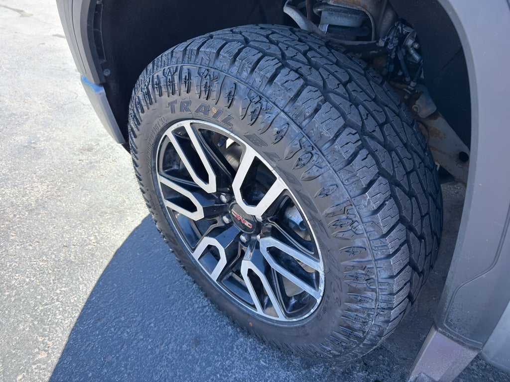 2020 GMC Sierra AT4