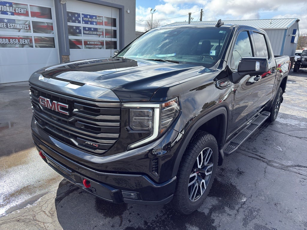 2023 GMC Sierra AT4