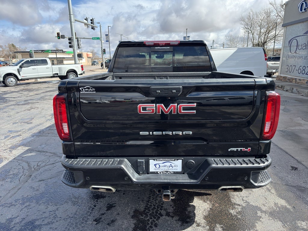 2023 GMC Sierra AT4