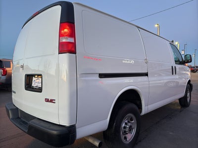 2023 GMC Savana Base