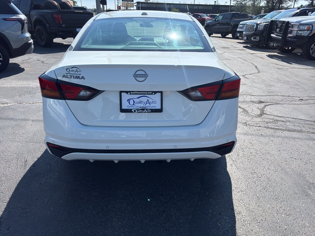 2025 Nissan Altima SV