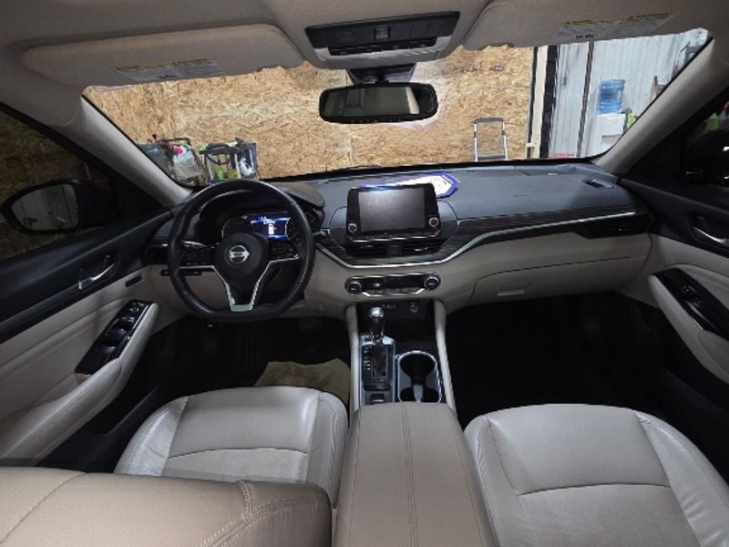 2022 Nissan Altima 2.5 Platinum