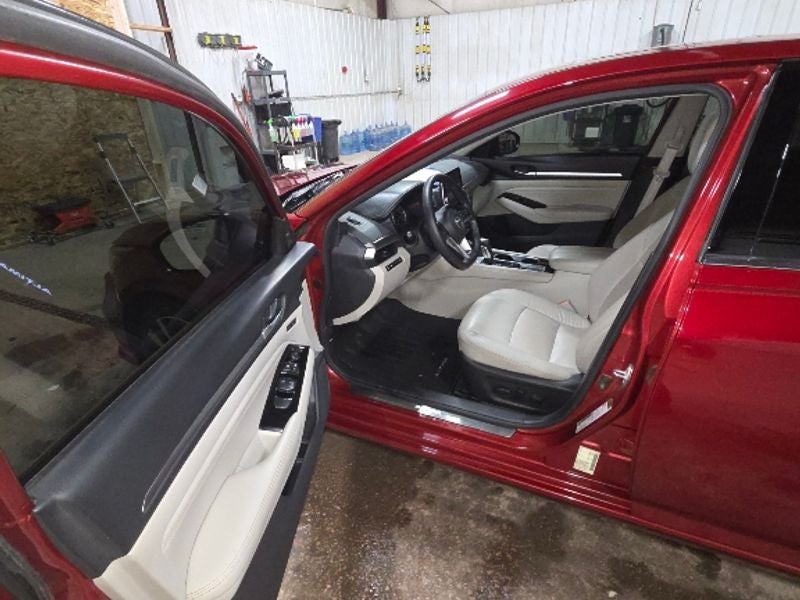 2022 Nissan Altima 2.5 Platinum