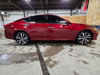 2022 Nissan Altima 2.5 Platinum
