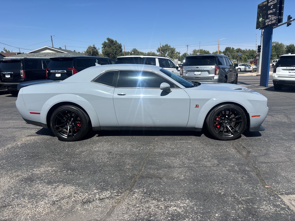 2022 Dodge Challenger R/T Scat Pack Widebody