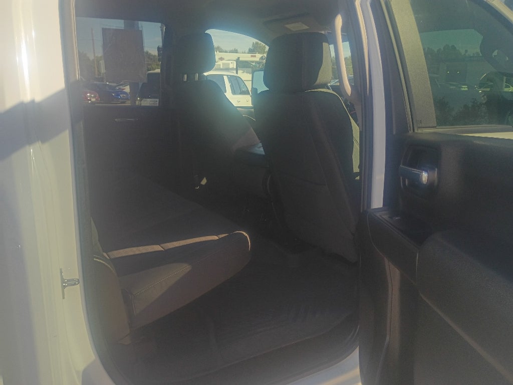 2023 Chevrolet Silverado LT
