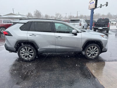2019 Toyota RAV4 XLE Premium
