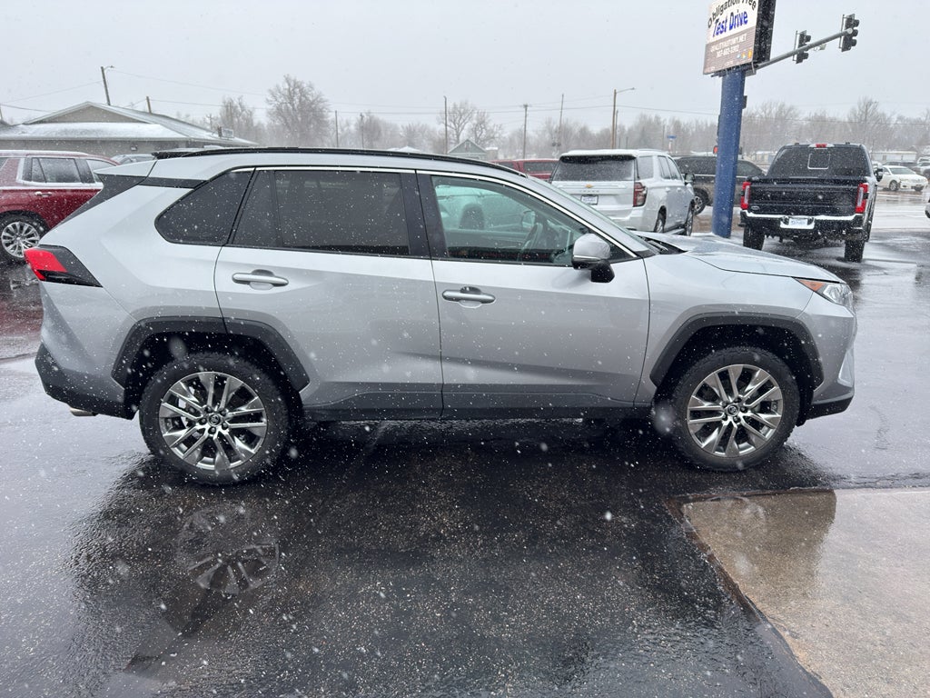 2019 Toyota RAV4 XLE Premium