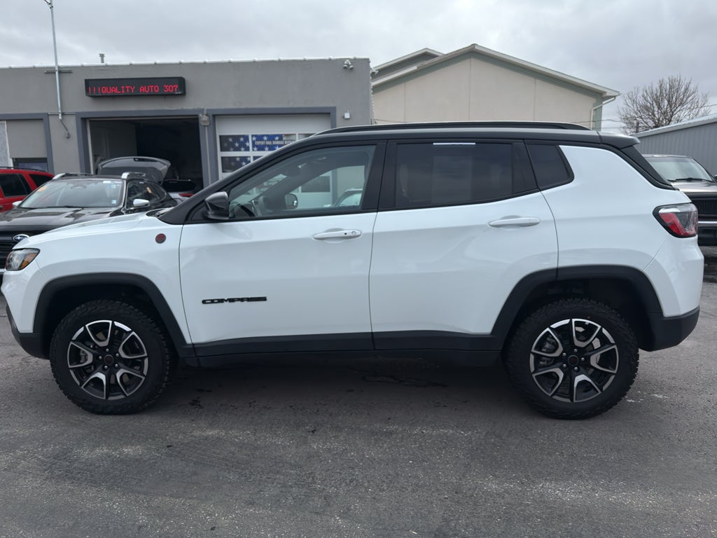 2025 Jeep Compass Trailhawk