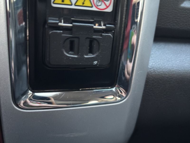 2011 Dodge Ram Pickup Laramie